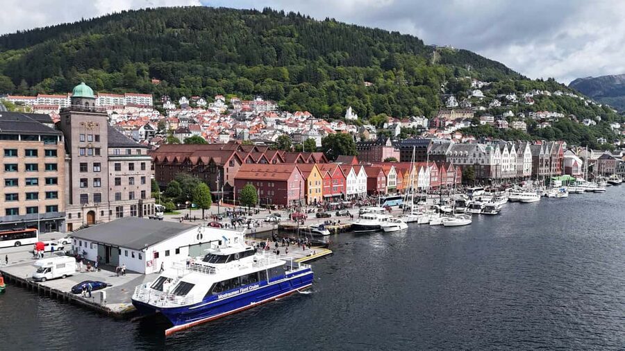 Bergen: Sightseeing Cruise of Bergen's Historic Landmarks - Starting at Börshopen Pier