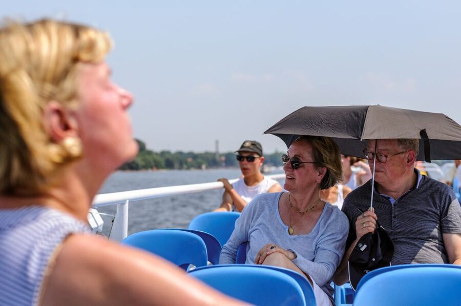 Berlin: 3-Hour World Heritage Cruise to Potsdam - Leaving Wannsee for Kladow
