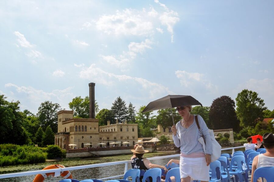 Berlin: 3-Hour World Heritage Cruise to Potsdam - Pfaueninsel and the royal water route
