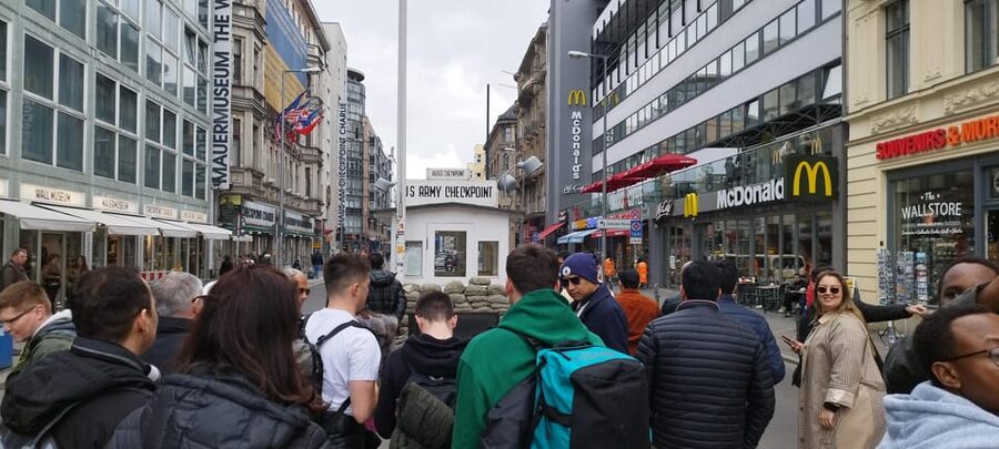 Berlin (E)Bike Tour Historical Highlights in Small groups - The Berlin Wall and Topography of Terror