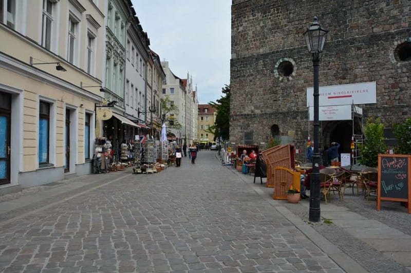 Berlin: Historic Center Walking Tour with a Real Berliner - Starting in Nikolaiviertel, where Berlin began