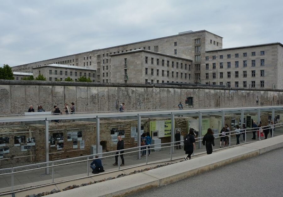 Berlin: Historical Sights & Berlin Wall Tour with a Berliner - Is $43 a fair price?