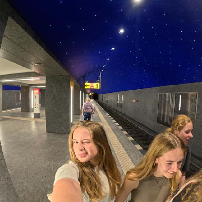 Berlin: History and Sightseeing with Kids (Free for Kids) - Price, child savings, and overall value