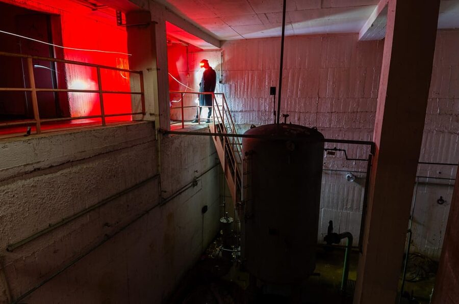 Berlin: Urbex Abandoned Places & History Tour - Why the guide matters here
