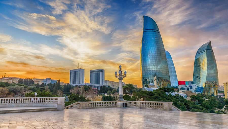 Best of Baku: 4-Hour City Tour Historic and Modern Landmarks - The Carpet Museum, Boulevard, and Mini-Venice