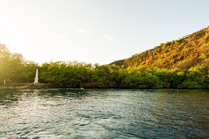 Big Island Historical Dinner Cruise to Kealakekua Bay - Dinner With Kona Coffee, Macadamia Nuts, and Local Produce