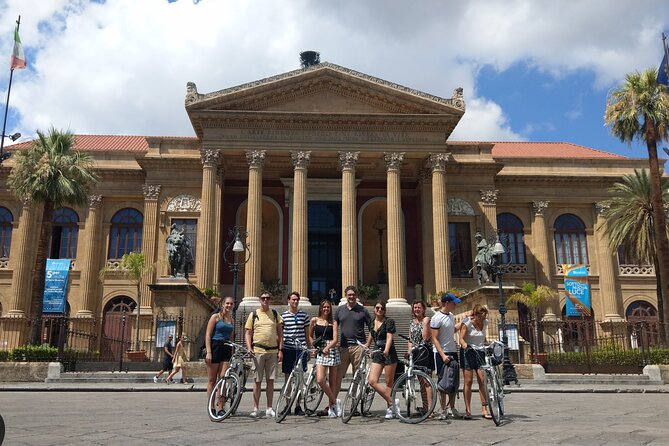 Bike tour of the historic center of Palermo with tasting - What the street-food tasting is really like