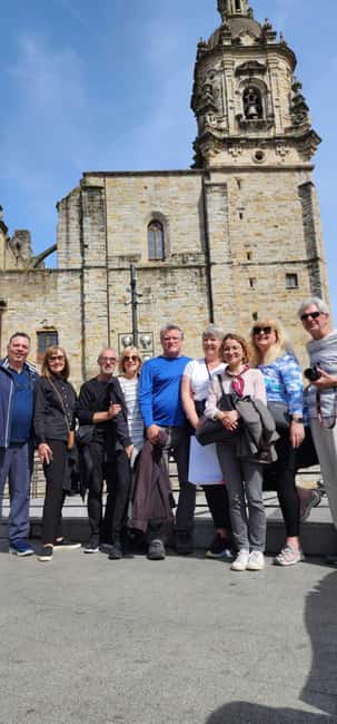 Bilbao Historical Tour in small group - Plaza Nueva and Bilbao’s food culture