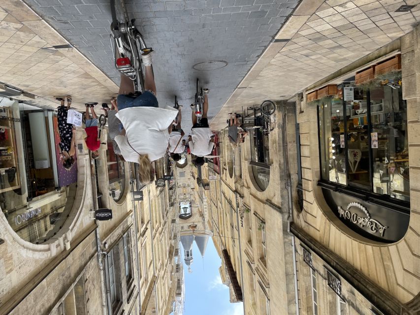 Bordeaux: Historic Center & Chartrons District Bike Tour - Pont Jacques Chaban-Delmas and the Chartrons district