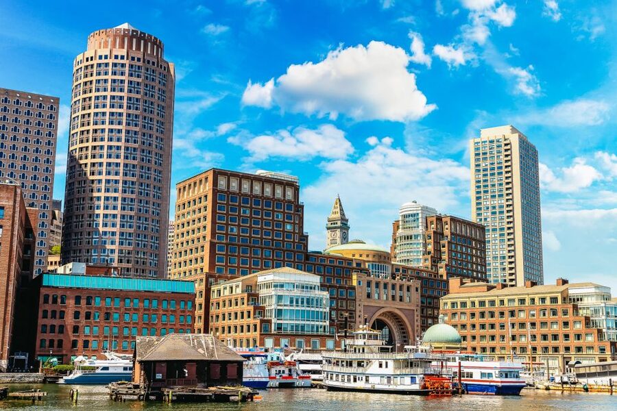 Boston: City Cruises Historical Sightseeing Cruise - Boston Harbor Islands and the scale of the water