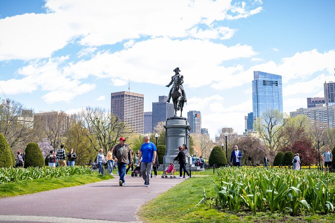 Boston Food & History: Pizza, North End & Freedom Trail - Old State House and the Boston Massacre site
