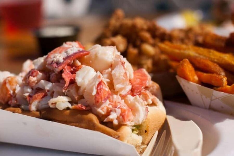 Boston: Guided Seafood Tasting and History Tour - Why this Boston seafood tour feels different