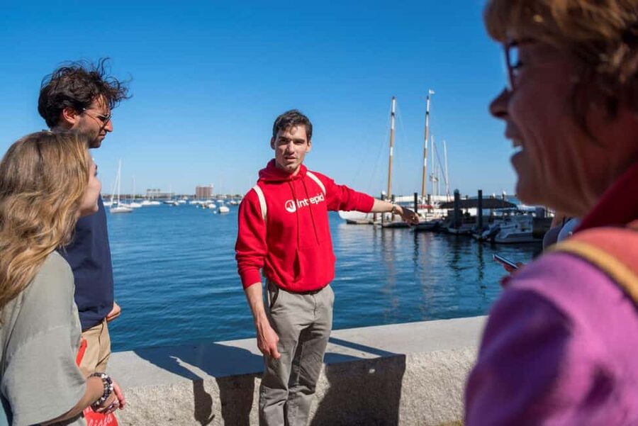 Boston: Guided Seafood Tasting and History Tour - Walking the Boston Harborwalk