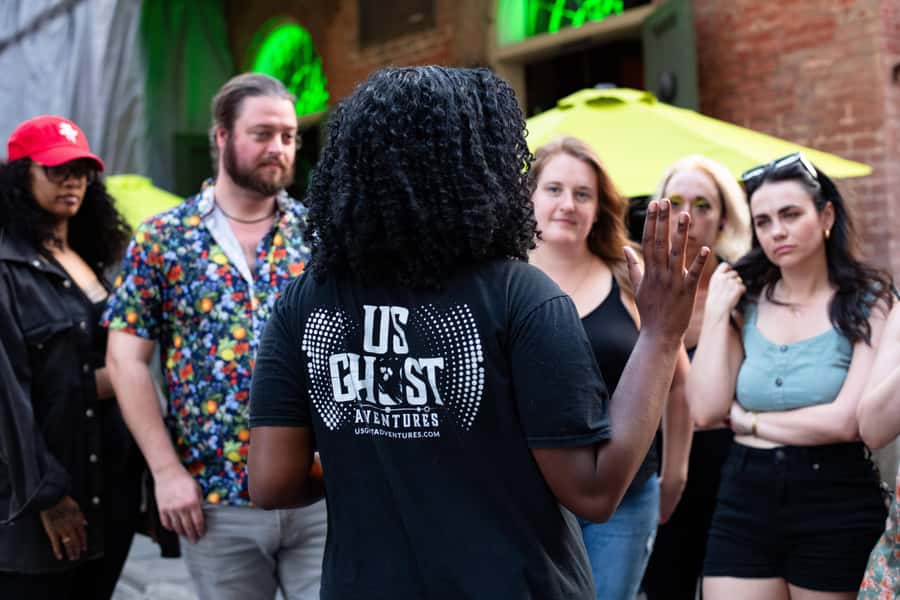 Boston: History & Haunts Guided Ghost Tour - Boston’s haunted past begins at the Common