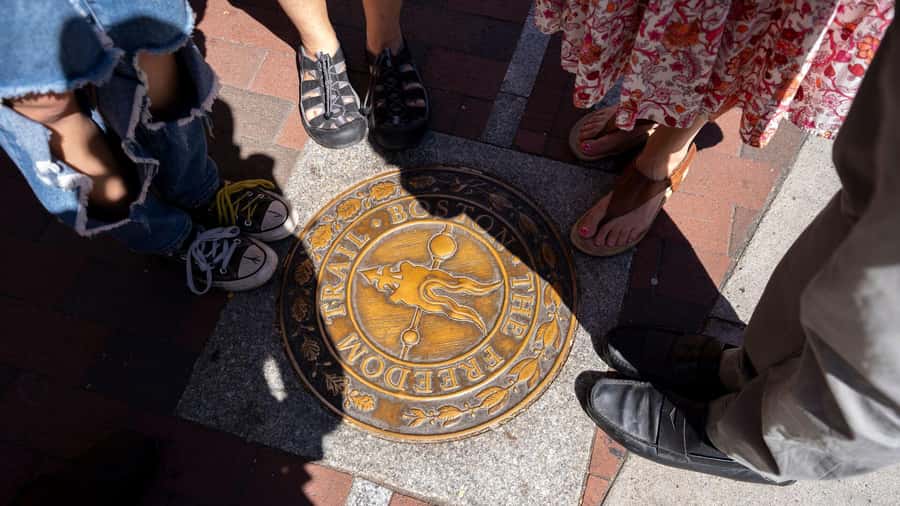 Boston History & Highlights Tour: From Revolution to Today - The Old State House and the Boston Massacre site