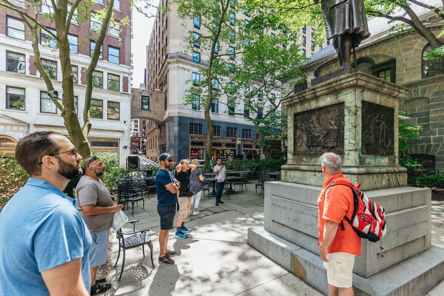 Boston History & Highlights Tour: From Revolution to Today - The Massachusetts State House and modern Boston views