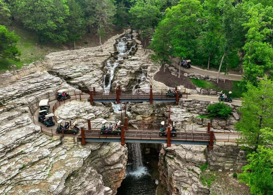 Branson: Top of the Rock Ozarks Heritage Preserve - A scenic Ozark ride with more than a viewpoint