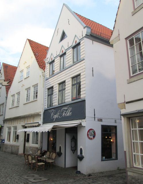 Bremen: Walking Tour of Historic Schnoor District - What the guiding is really worth