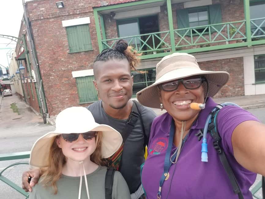 Bridgetown: A Guided Walking Tour of The History of a City - Swan Street, the old church, and the Town Hall