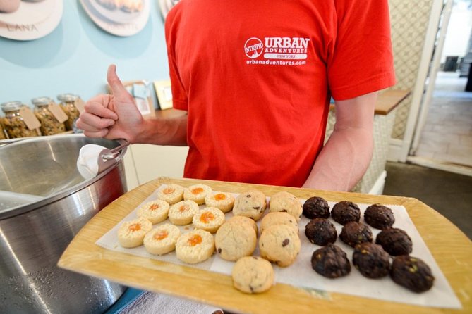 Brooklyn Food Walking Tour: Local Eats & Family‑Run Shops - How much food will you actually receive?