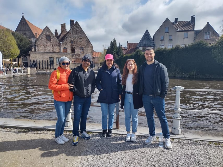 Bruges: Historical Walking Tour with Food Tasting - Fries, bitterballen, cheese, and hot chocolate