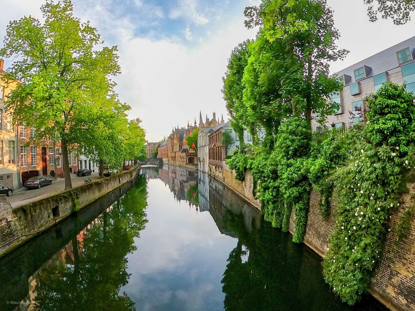 Bruges: Private Historical Highlights Walking Tour - Church of Our Lady, St. John’s Hospital, and Gruuthuse Palace