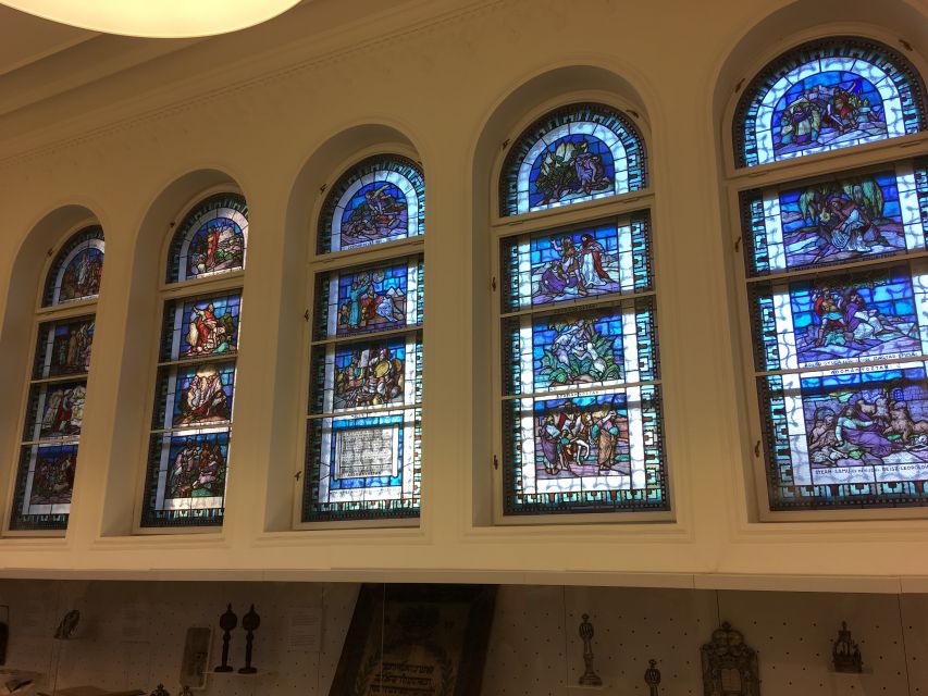 Budapest: Jewish Heritage Guided Tour with Synagogue Ticket - Rumbach Street Synagogue and the quarter’s changing identity
