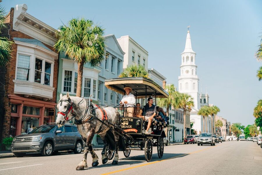 Charleston: Historical Downtown Tour by Horse-drawn Carriage - How to get the most from the one-hour ride