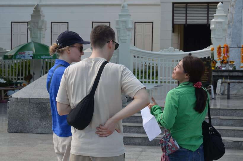 Chiang Mai: Historic Temples and City Guided Walking Tour - Key points to know before you book