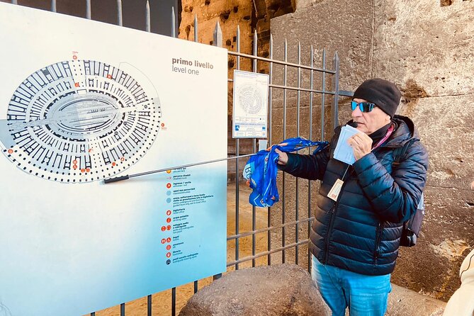 Colosseum, Roman Forum, Palatine Guided Tour or AudioGuide Option - Live guide or audio guide?