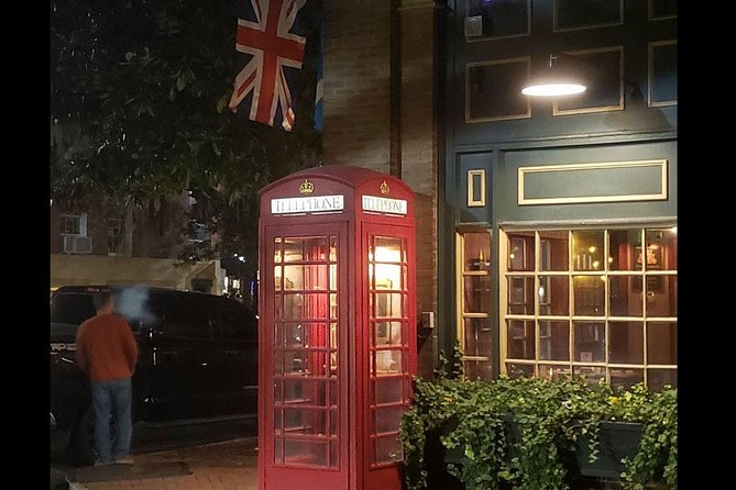 Creepy Crawl Night-Time Haunted Pub Walking Tour of Savannah's Historic District - How much ghost content should you expect?