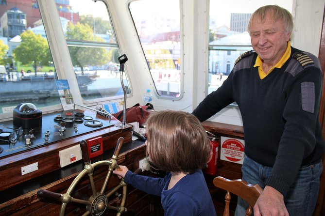 Derwent River Historic Harbour Cruise From Hobart - Captain’s commentary and the best place to sit