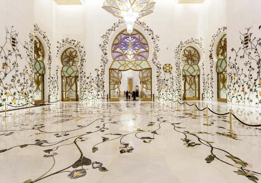 Dubai: Abu Dhabi Grand Mosque, Palace, and Heritage Village - Who will enjoy this Abu Dhabi day trip?