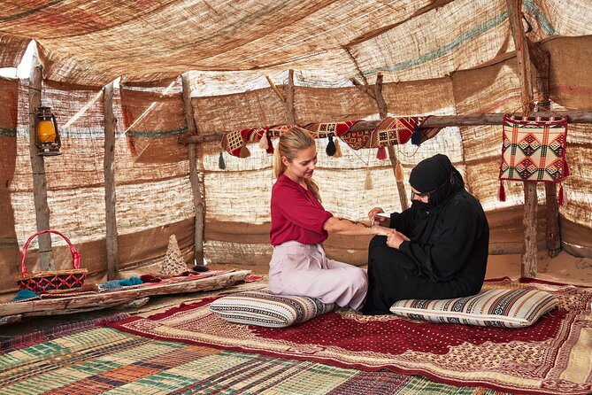Dubai Evening Heritage Safari by Vintage G Class Al Marmoom Oasis - Coffee, flatbread, and the evening meal