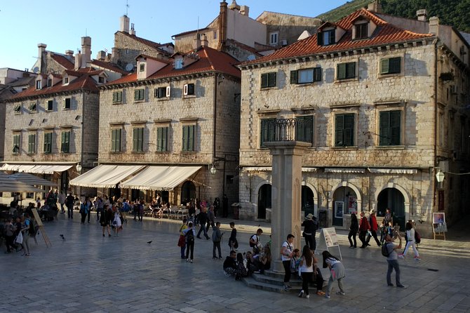 Dubrovnik Old Town: Small-Group Walking Tour With A Local - Key points to know before booking