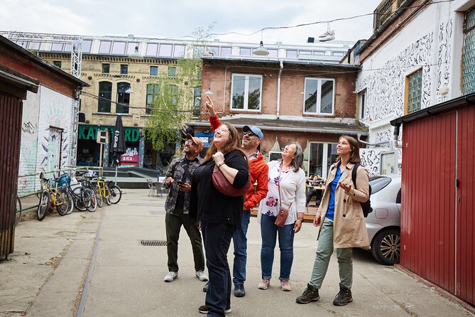 East Berlin Food & History Tour with Eating Europe - Vietnamese chicken tacos and Berlin-style invention