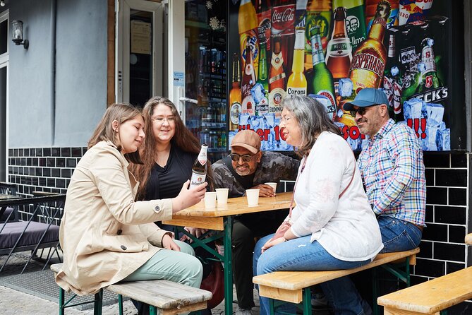 East Berlin Food & History Tour with Eating Europe - Meeting your guide at the train station