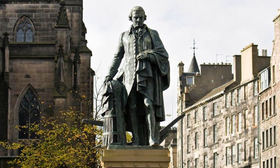 Edinburgh: 3-Hour Historical Walking Tour in Italian - Mercat Cross, James Braidwood, and St Giles’