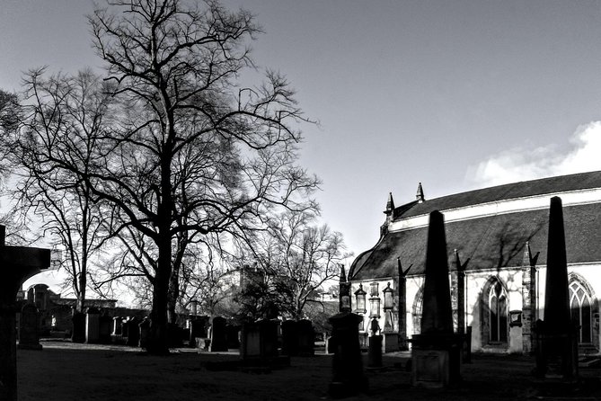 Edinburgh - Dark History - St Giles’ Cathedral and the secret beside the car park