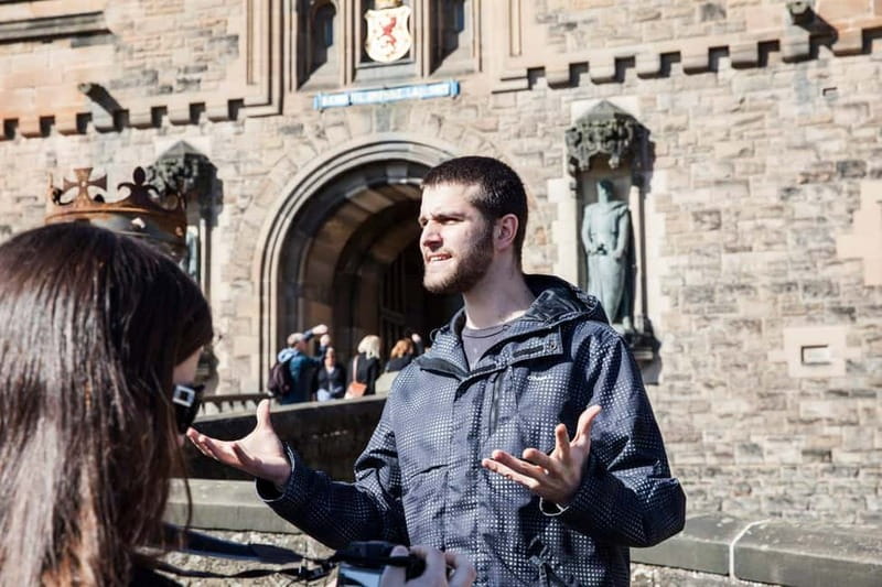 Edinburgh: Edinburgh Castle Guided History Tour with Tickets - Key points to know before booking