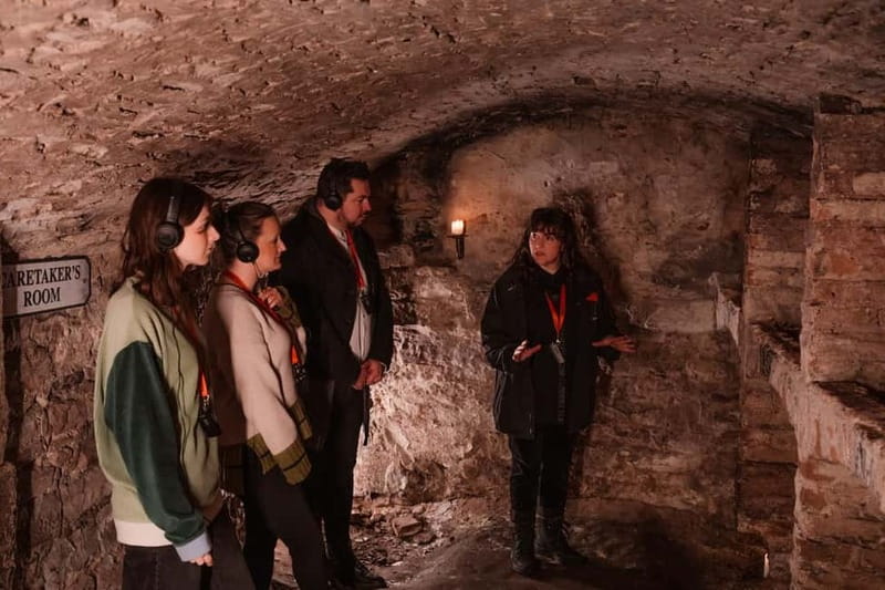 Edinburgh: Multi-Sensory Small-Group Historic Vaults Tour - Starting at Mercat Cross beside St Giles Cathedral