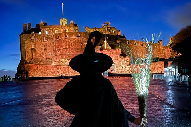 Edinburgh: Witches & Haunted History Walking Tour - Meeting your guide on the Royal Mile