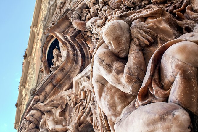 Essentials of Valencia and its World Heritage Sites - The pace, group size, and physical effort