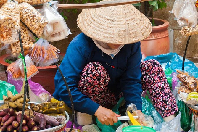 Explore Hanoi Old Quarter ’s Rich History and Culture By Walking - Train Street, the route’s most talked-about stop