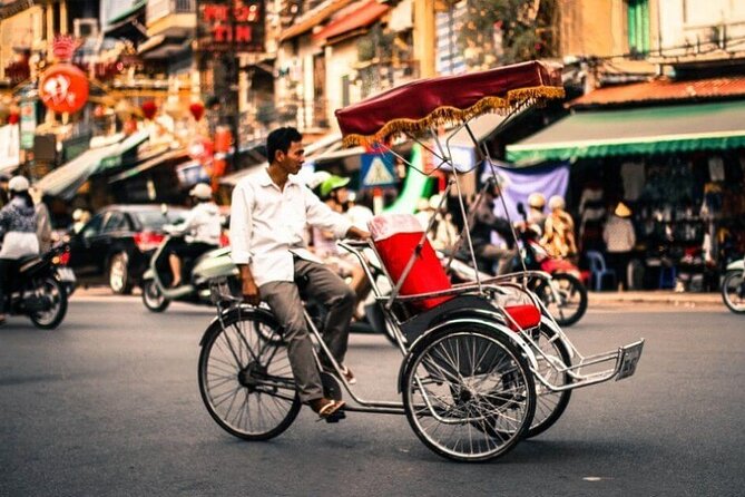Explore Hanoi Old Quarter ’s Rich History and Culture By Walking - Seeing Hanoi’s tube-house design
