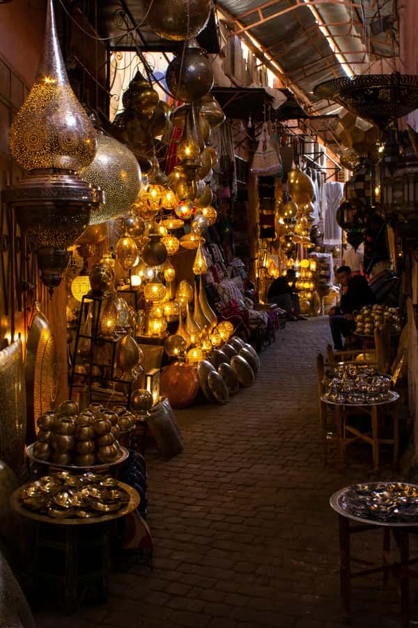 Fez: Walking Tour in the Ancient City of Fez - Seffarine Square and the route to R’cif