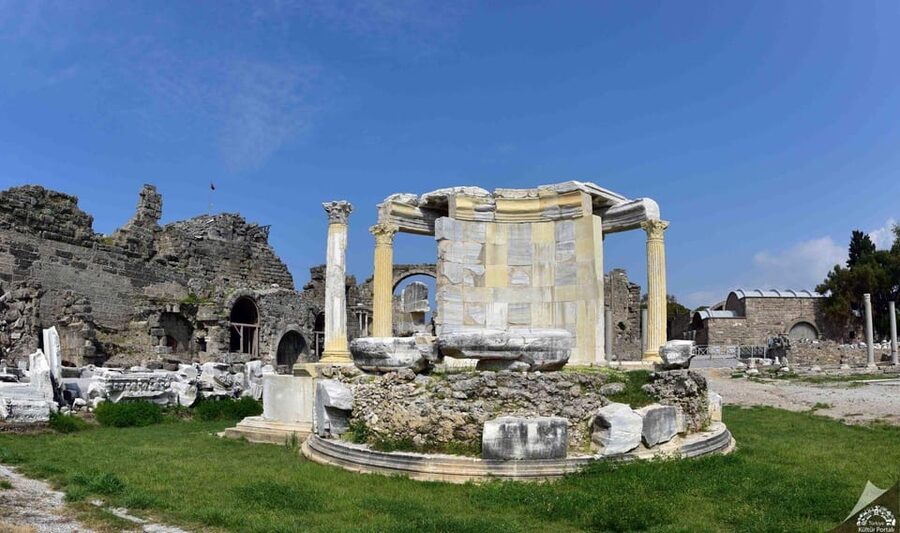 From Antalya: Day Tour of Ancient Roman Sites - A full Roman day from Antalya