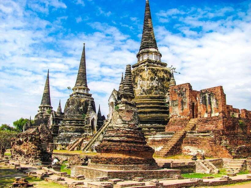 From Bangkok: Ayutthaya Historical Park Guided Day Trip - Bang Pa-In Royal Palace, a calm beginning