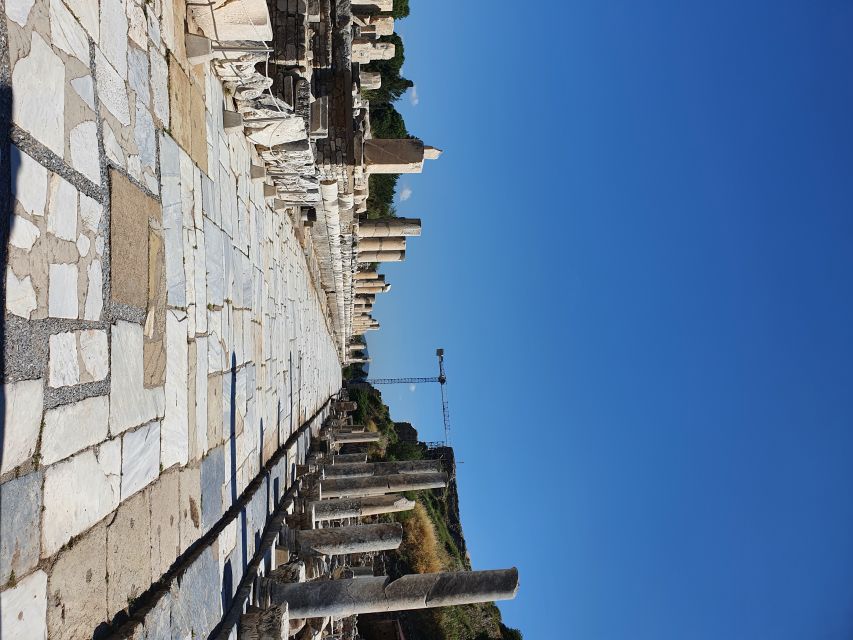 From Izmir: Guided Tour of the Ancient City of Ephesus - The 1.5-hour road from Izmir to Selcuk