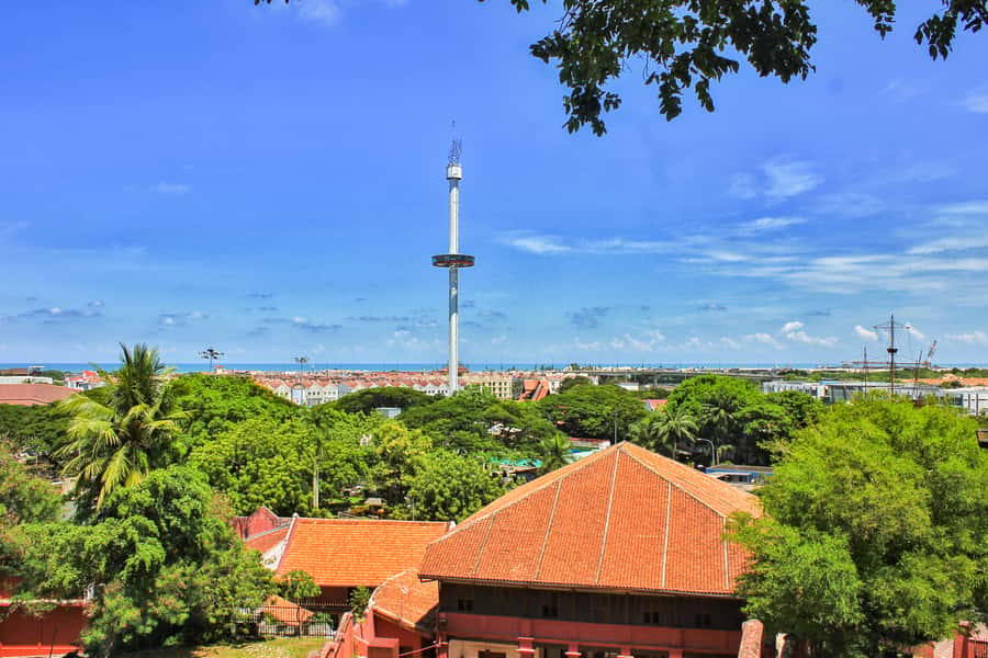 From Kuala Lumpur: Historical Melaka Day Tour with Lunch - A local lunch, with time to slow down